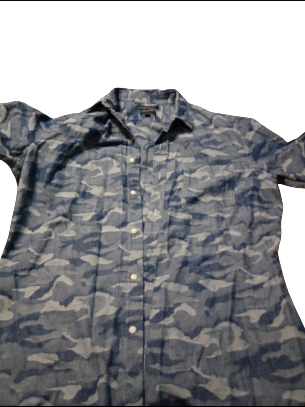 Banana Republic Blue Camo Short-Sleeve Button-Down Shirt